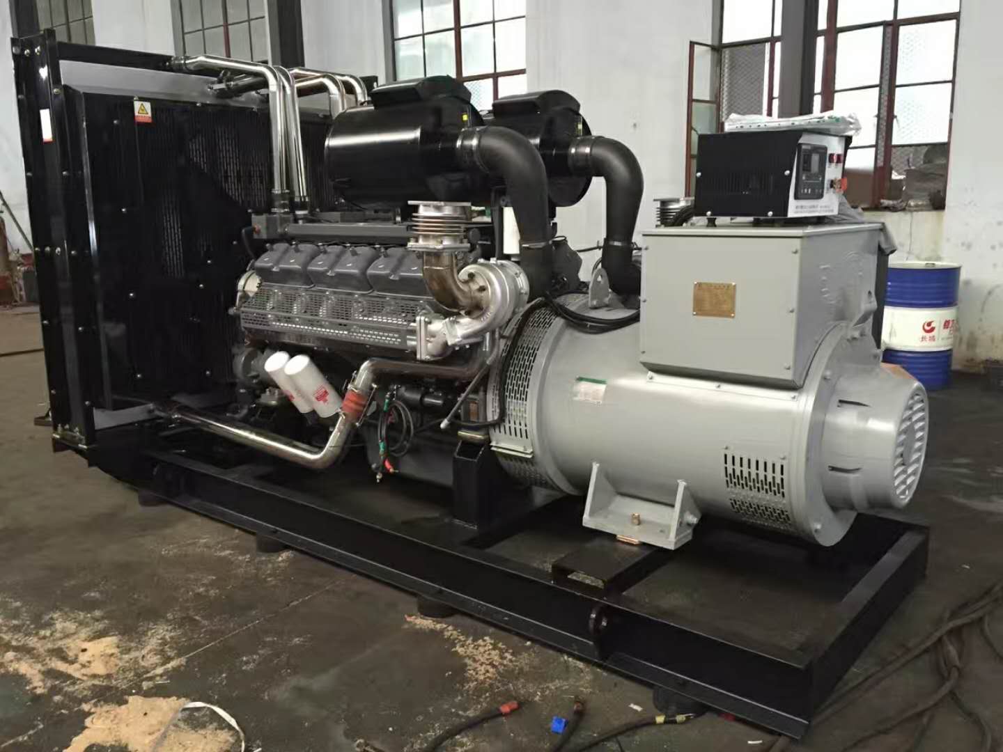 甘肅潮(cháo)州晶安(an)矿山机(ji)械集团(tuán)