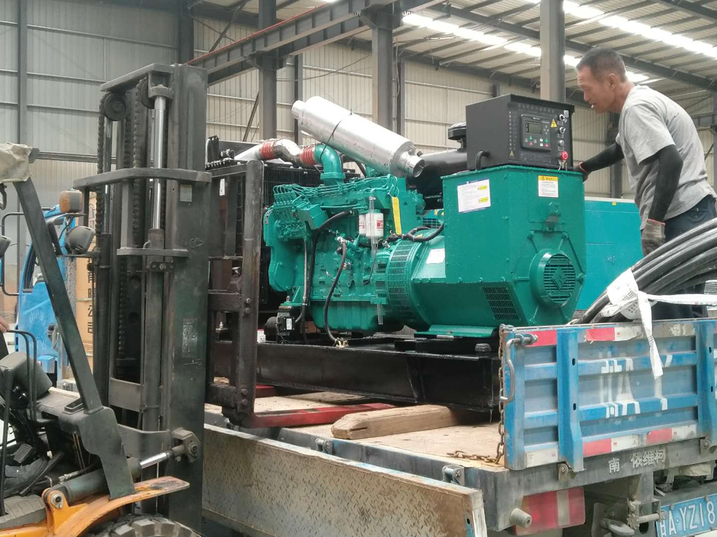 康明斯柴油發(fā)電機怎麼操作