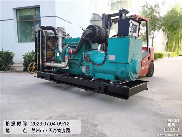 天奇(qí)健康産業(yè)園濰柴300KW發(fā)電機組安(ān)裝調試完(wan)成！